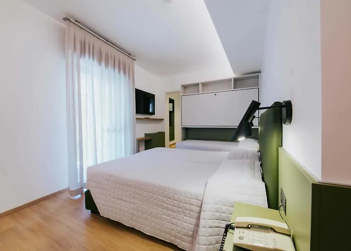 Отель La Serena 3*