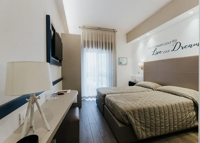 La Serena Отель Бибионе