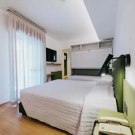 Hotell La Serena 3*