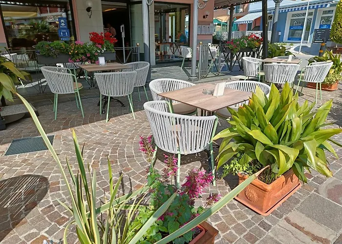 ホテル La Serena 3*