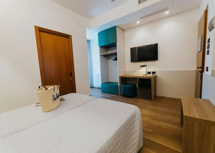 ホテル La Serena 3*